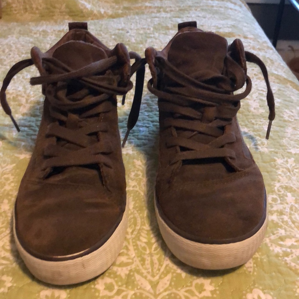 Toms high top shoes
